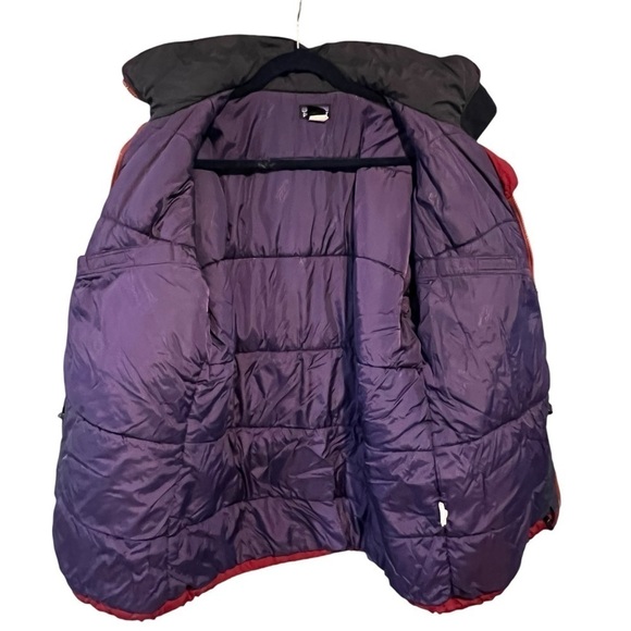 Patagonia Women's Parka Jacket Red Burgundy Size Small Mid Length Insulated coat - Picture 9 of 12